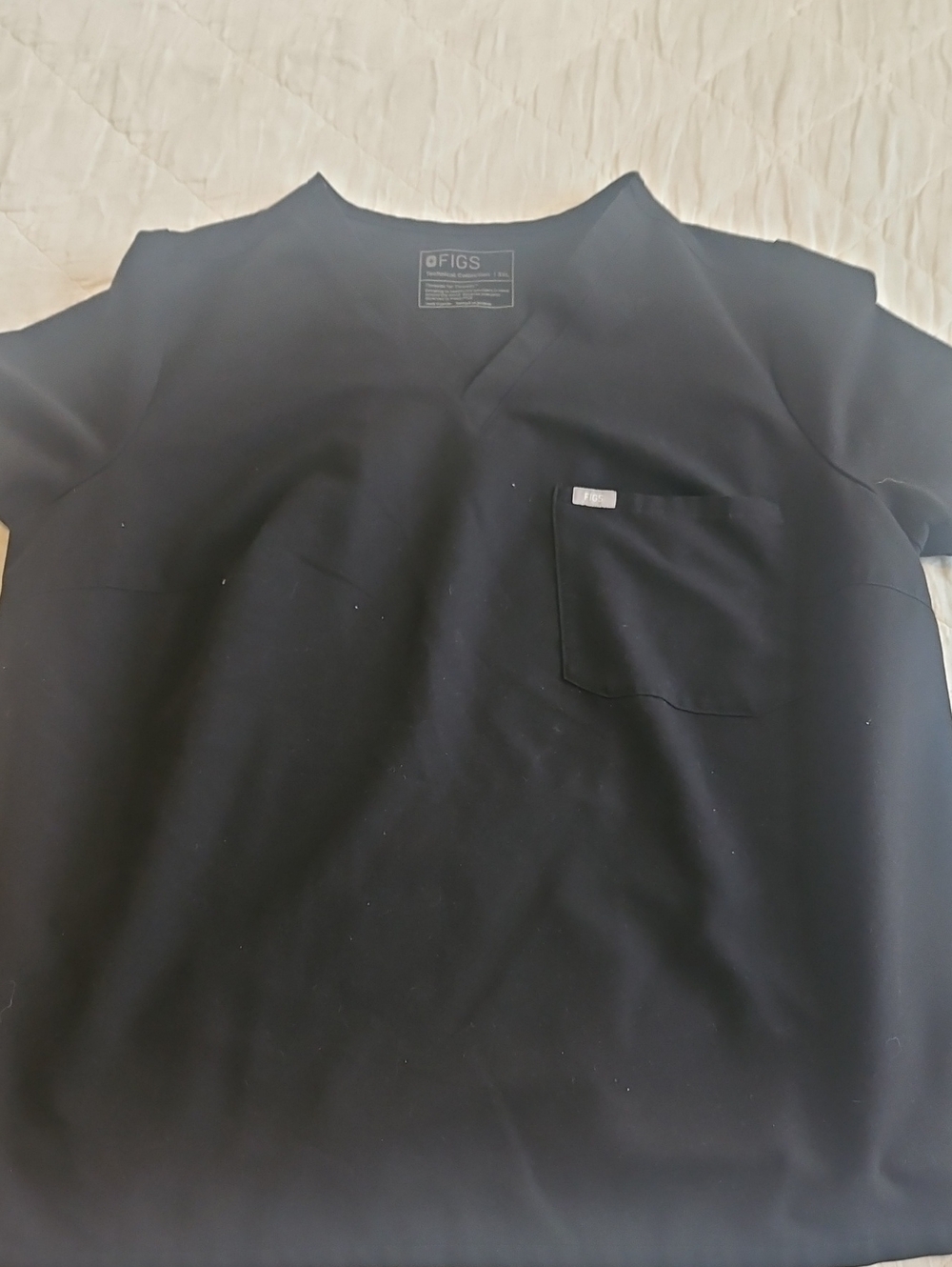 Figs Women’s Black V-Neck Scrub Top with Chest Pocket